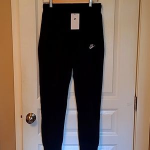 NWT Nike Men's Sportswear Jogger